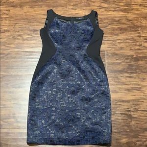 Elie Tahari shift dress